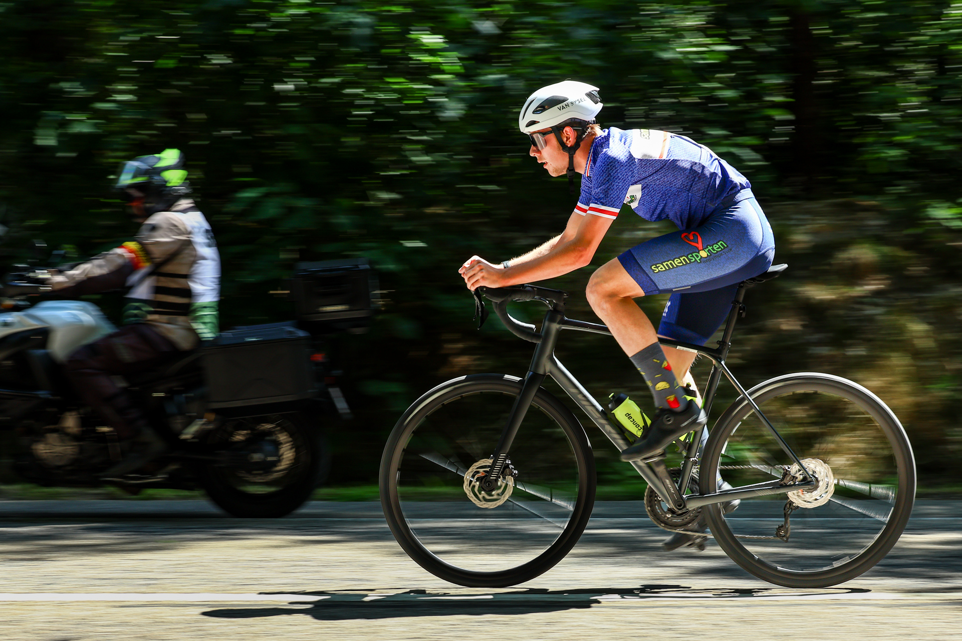 Special Olympics wielrenner in actie